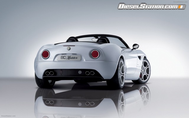 Alfa Romeo 8C Spider Widescreen Picture #10 Alfa Romeo 8C Spider Widescreen Picture #10